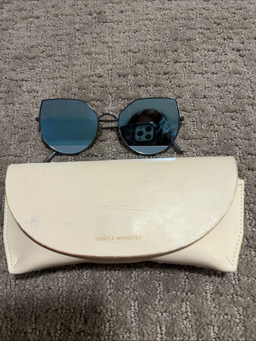 GENTLE MONSTER Blue Lens Black Metal Frame Sunglasses
